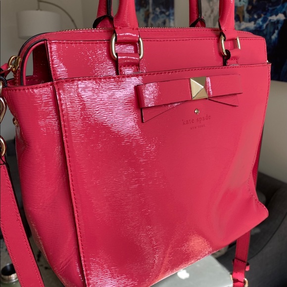 Kate Spade Strawberry Patent Leather Beacon Court Jeanne Satchel Bag - Picture 5 of 8
